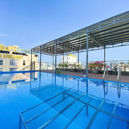 Hummer Hotel & Apartment Da Nang Beach Экстерьер фото