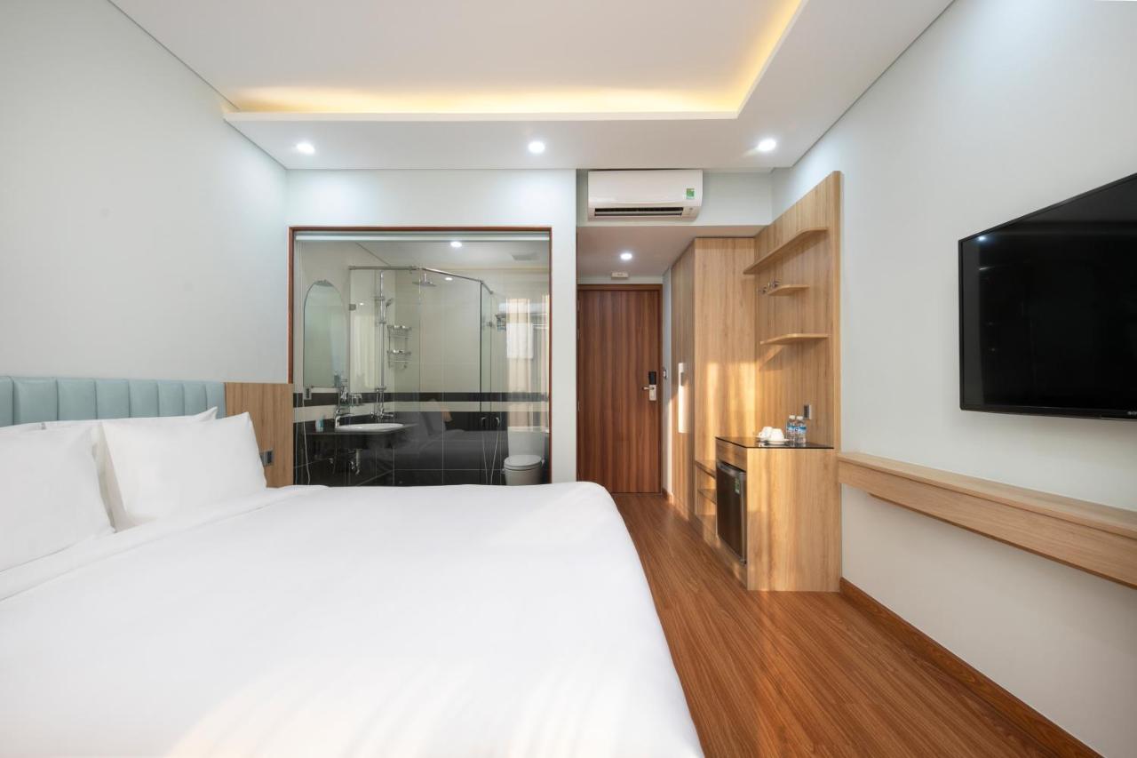 Hummer Hotel & Apartment Da Nang Beach Экстерьер фото
