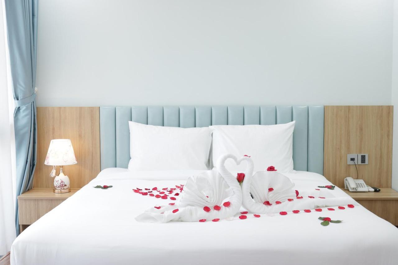 Hummer Hotel & Apartment Da Nang Beach Экстерьер фото