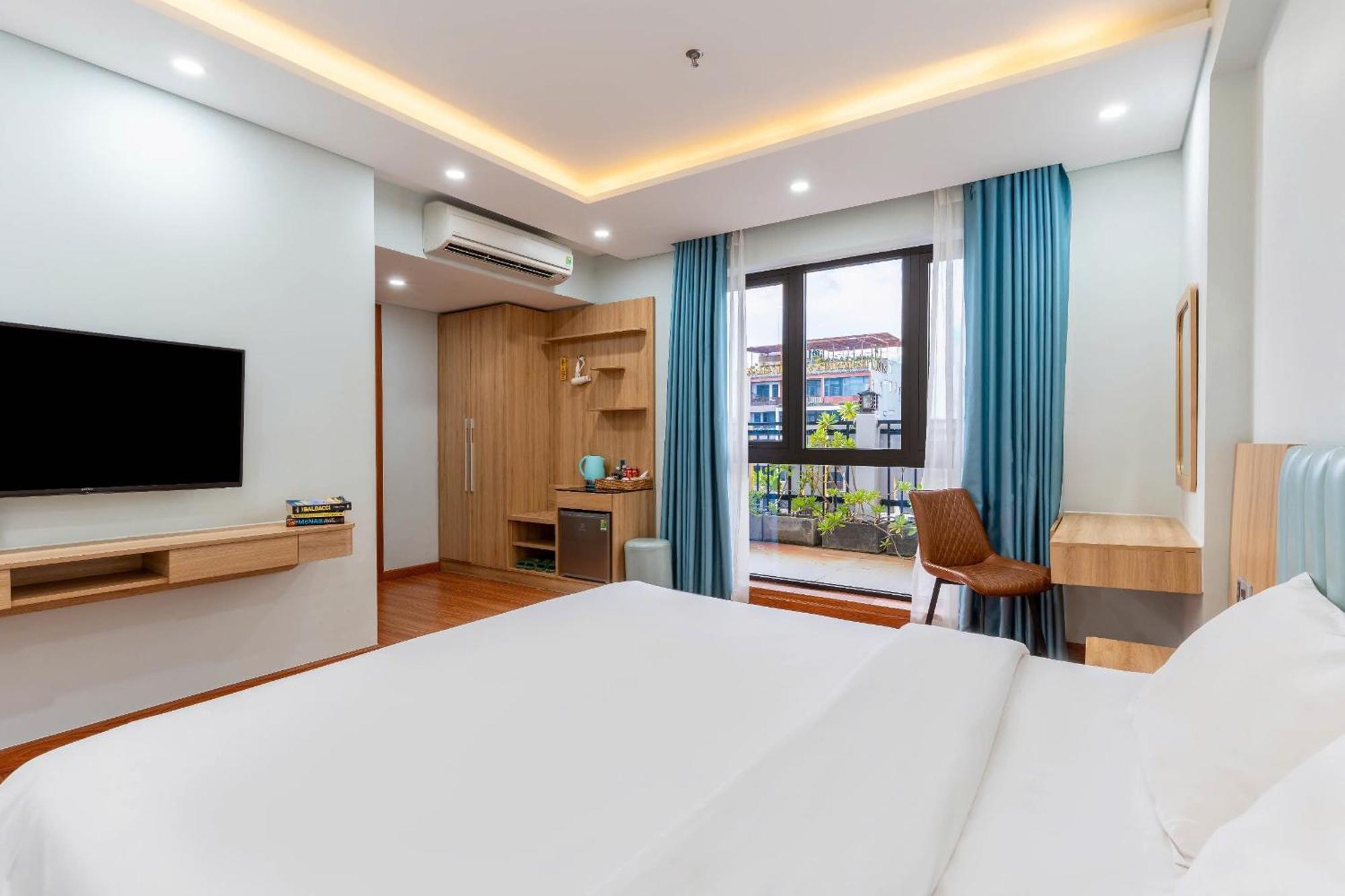 Hummer Hotel & Apartment Da Nang Beach Экстерьер фото